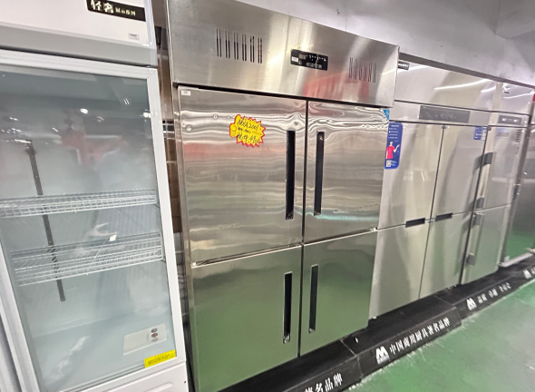 饭店冷藏展示柜故障排查与高效维护指南